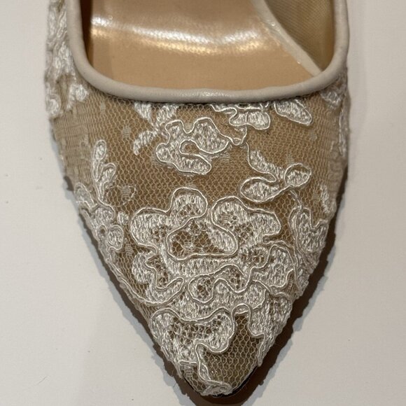 JIMMY CHOO Ivory Floral Ivory Lace Pumps - Picture 4 of 5